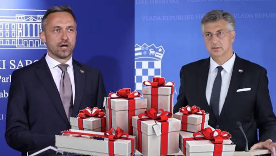 Božić dolazi, &bdquo;radujmo&ldquo; se umirovljenici!