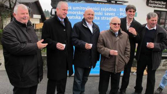 Martinje i izborna kampanja &ndash; Ljubo Jur&egrave;i&aelig; u Vrbovskom,