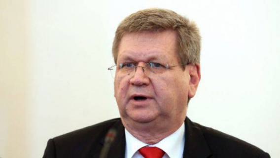 Ministre Mrsiću prekasno je i za prepisivanje tuđih ideja - umirovljenici nisu retardirana čeljad