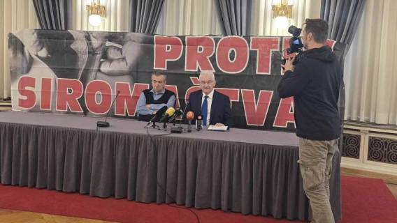 NACIONAL- UOČI PROSVJEDA Umirovljenici postavili zahtjev &lsquo;zaboravnoj&rsquo; Vladi; &lsquo;Ovo je tek prvi korak&rsquo;