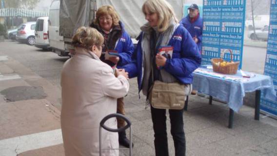 Predstavljanje programa BUZ-a u Zagrebu na tržnici Utrine