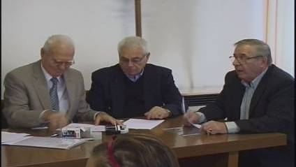 Reportažni zapis sa potpisivanja sporazuma umirovljeni&egrave;kih stranaka i udruga
