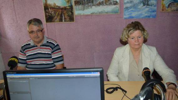 Sini&scaron;a Glava&scaron; i Zdenka Čuhnil u emisiji Otvoreni telefon radio Daruvara